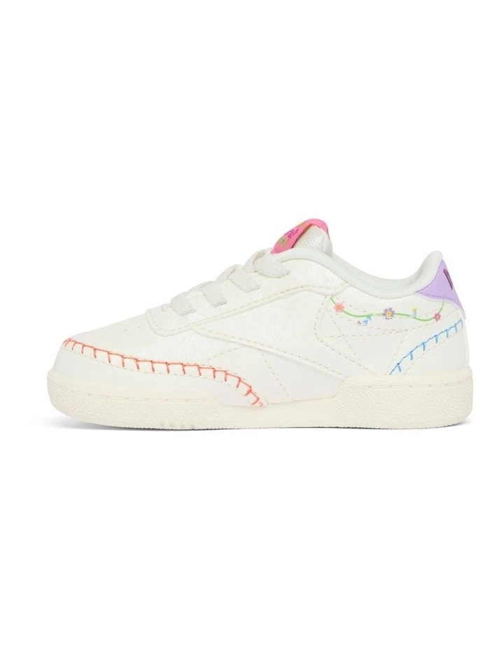 Club C Sneakers in White image 2