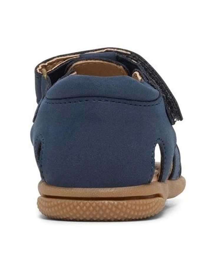 Carl Sandals in Navy image 3