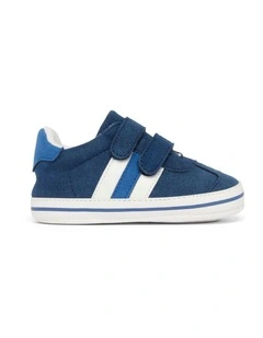 Kamden Prewalker Sneaker in Navy