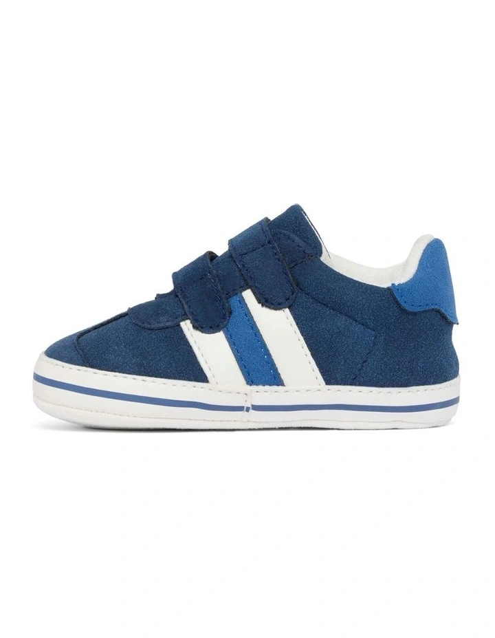 Kamden Prewalker Sneaker in Navy image 2