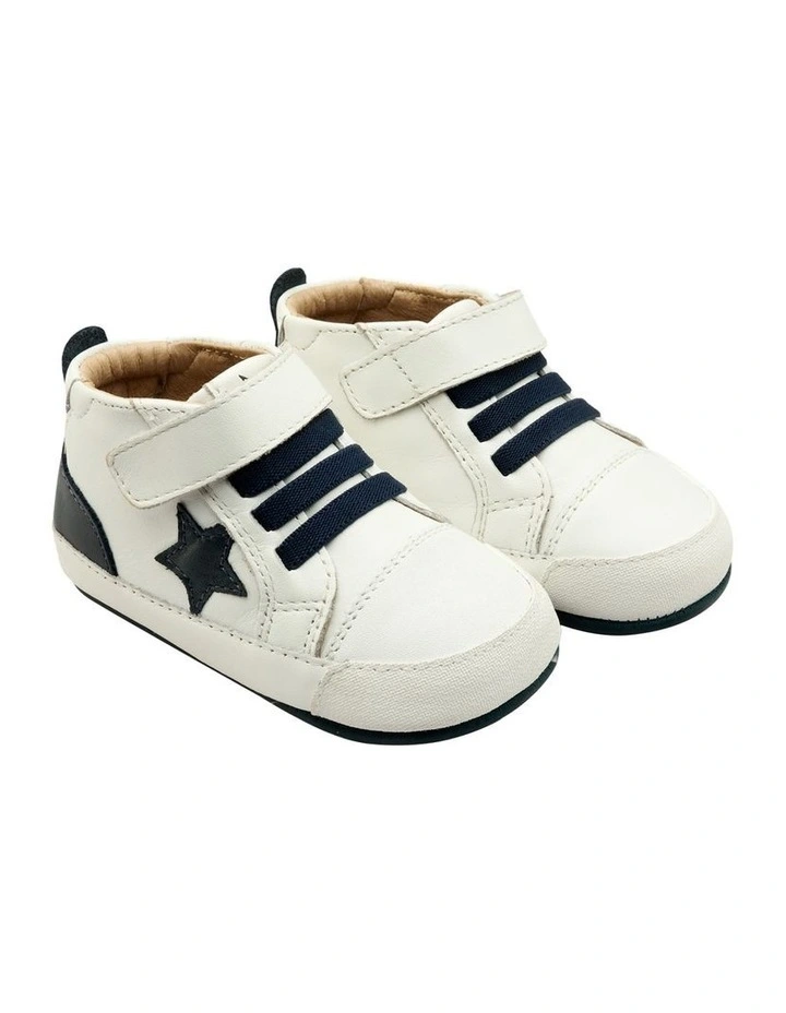 Platinum Bub Prewalker Shoes in White image 4