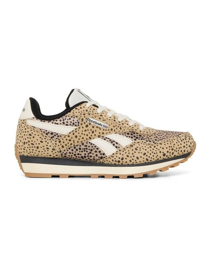 Classic Az Sneakers in Beige image 1