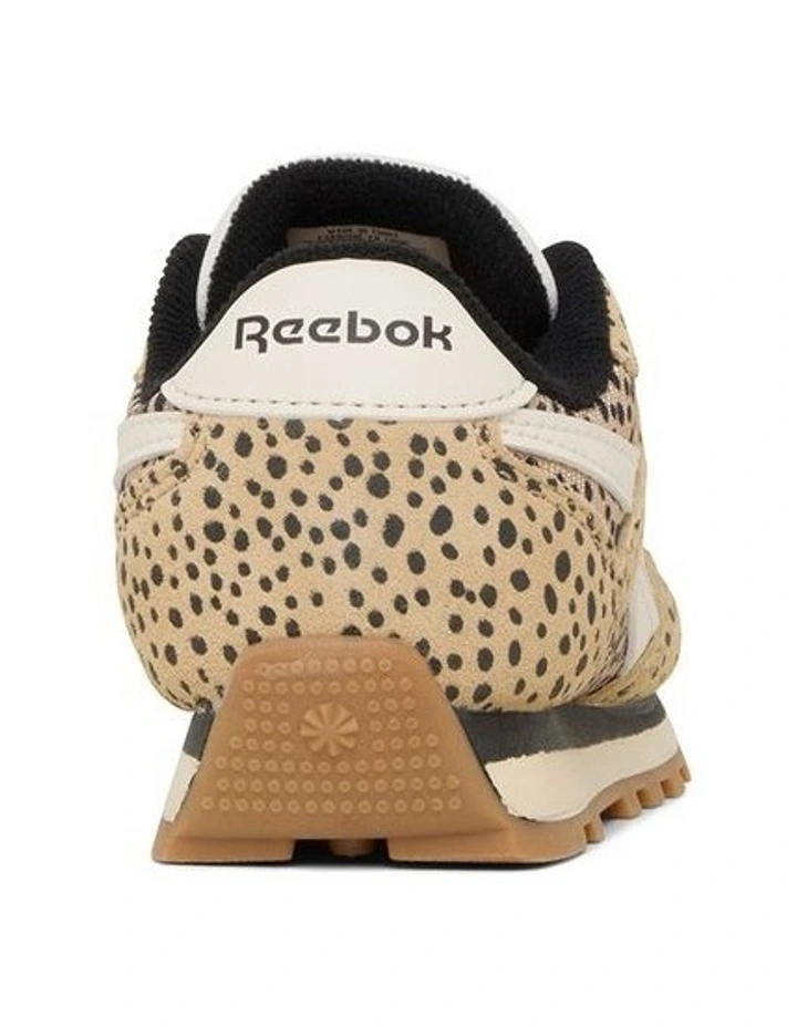 Classic Az Sneakers in Beige image 3