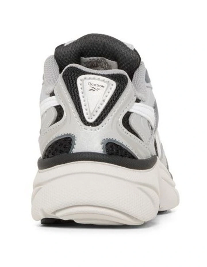 Belwave Sneakers In Silv Grey image 3