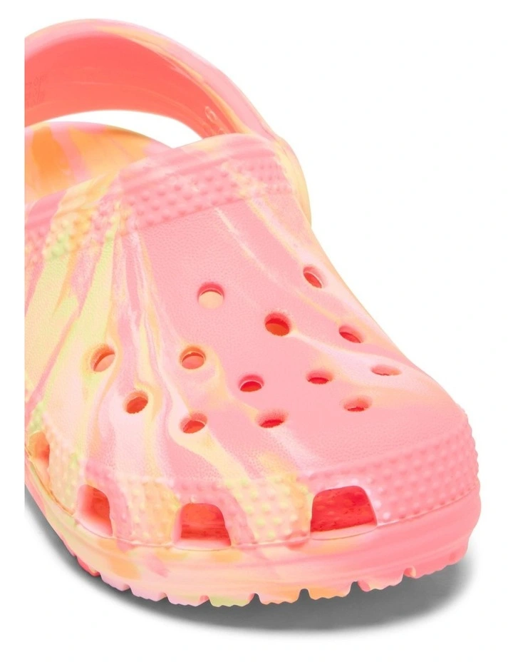 Classic Marbled Clog Infant Beach Sandals In Pale Pink image 4