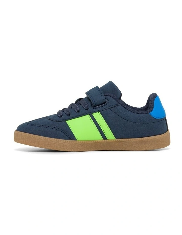 Kennedy Sneakers in Navy image 2