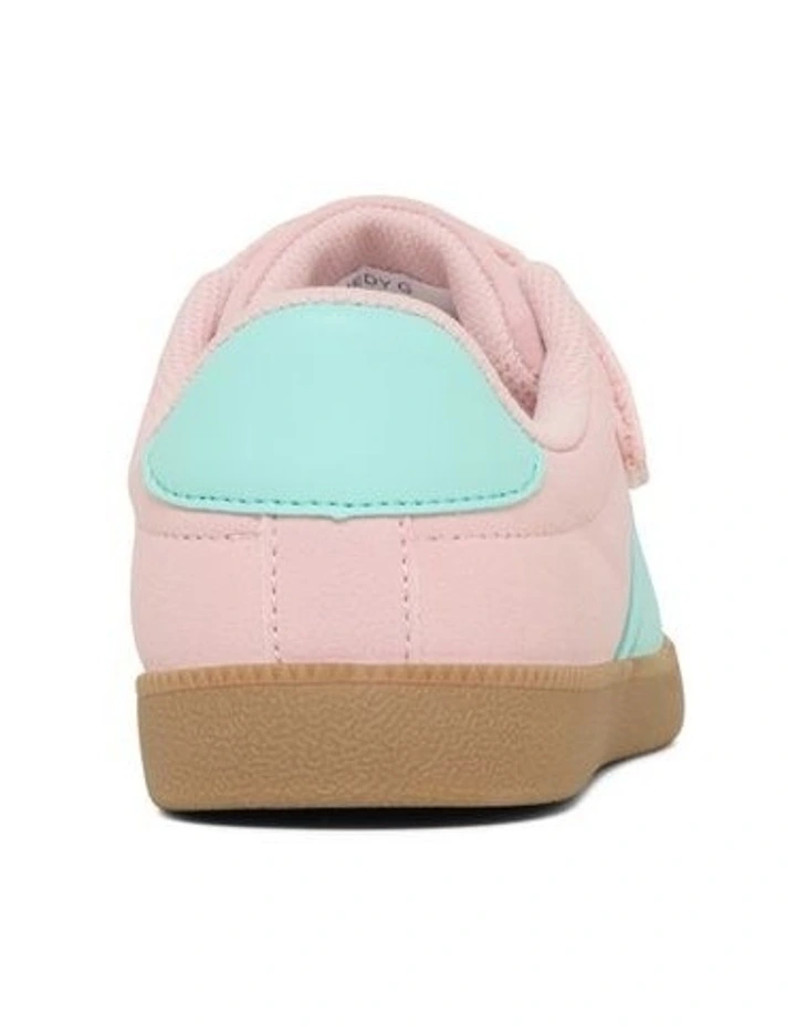 Kennedy Sneakers in Pink image 3
