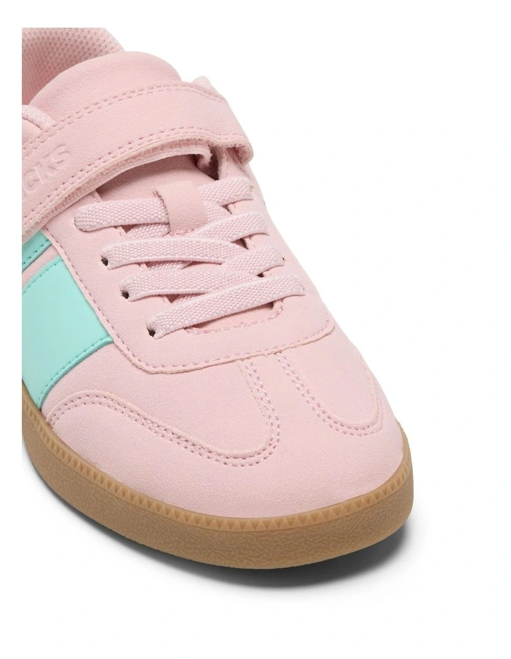 Kennedy Sneakers in Pink image 4