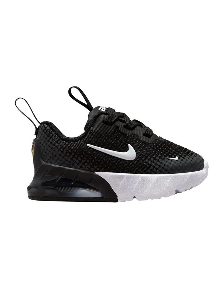 Air Max Pheonix Sneakers in Black image 1
