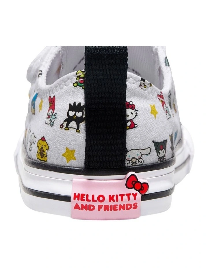 Chuck Taylor 2V Infant Sneaker in White image 5