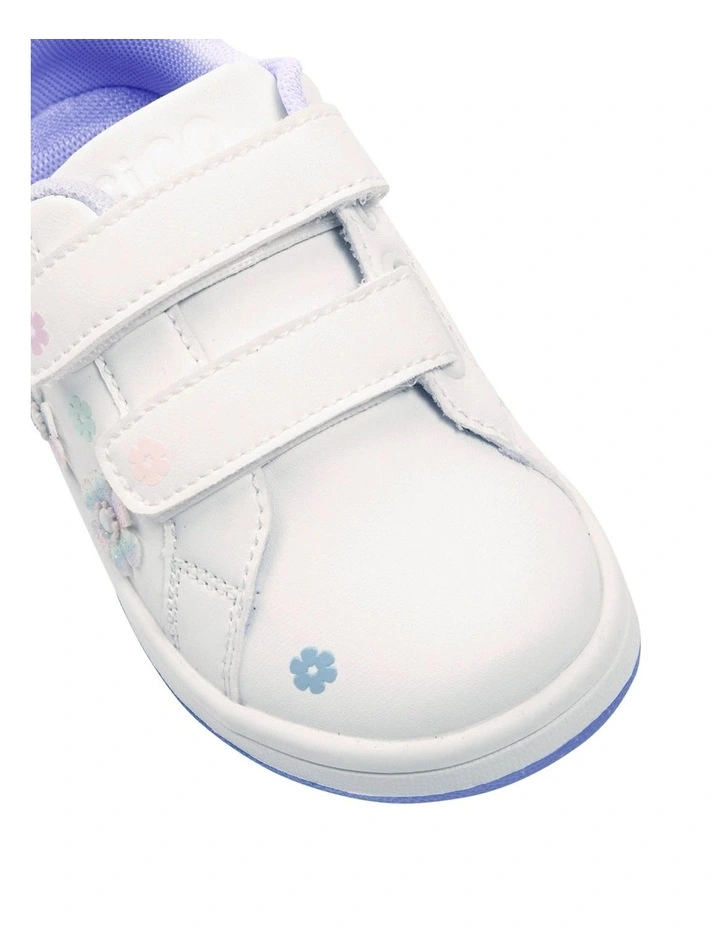 Dorena Sneakers In White image 4