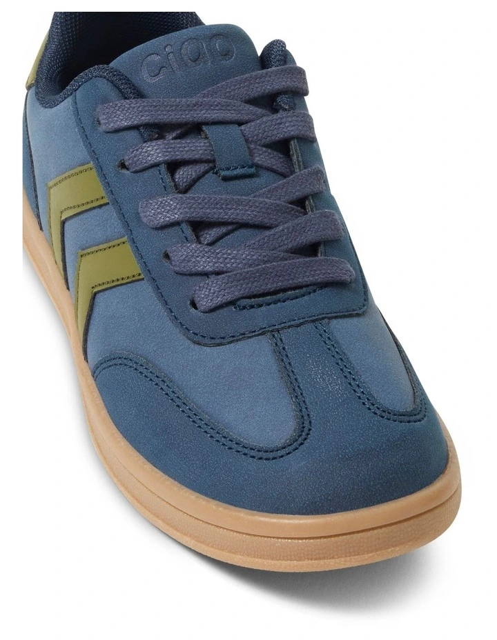 Deacon Youth Sneakers in Navy image 4