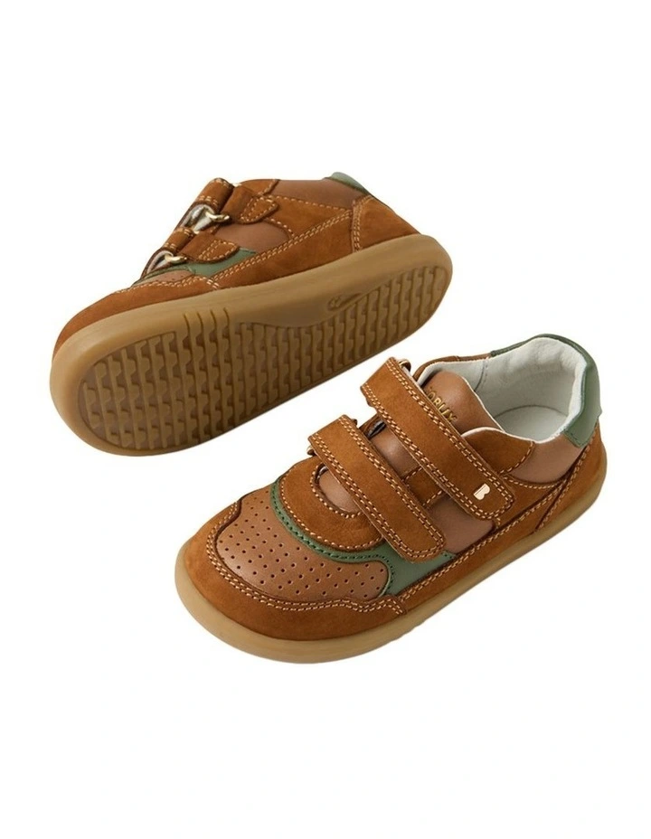 Iwalk Hunter Shoes In Chocolate image 2