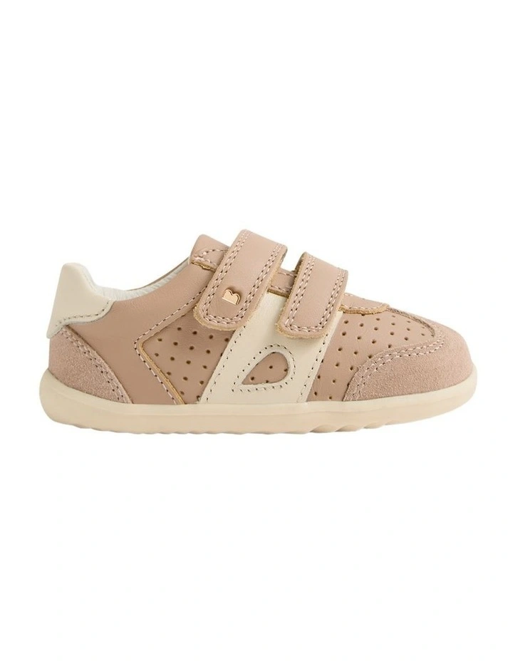 Step Up Titan Shoes In Taupe image 1
