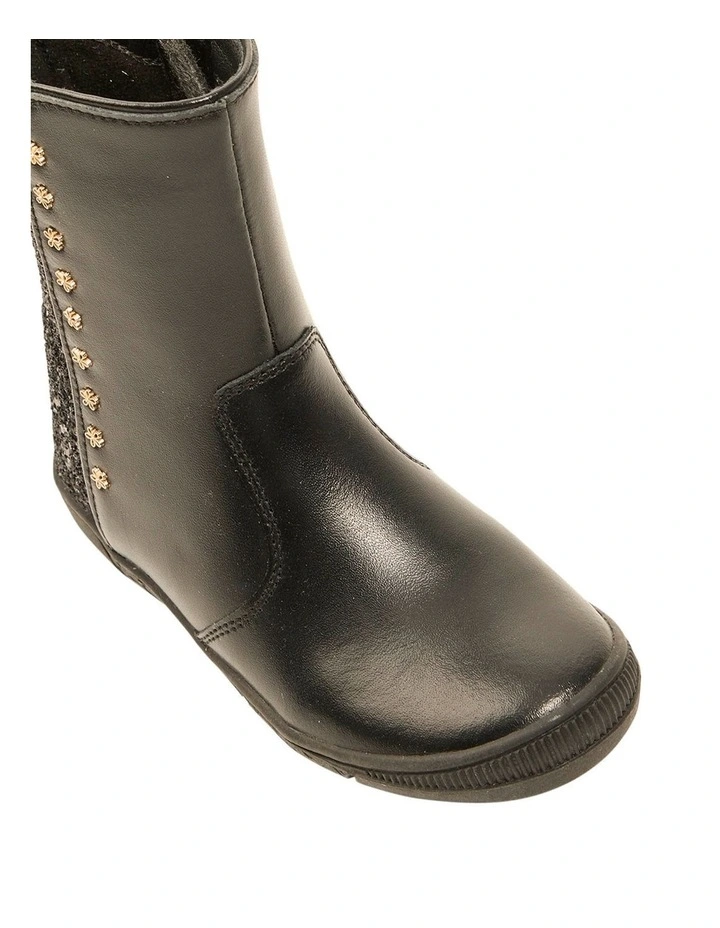 Gerta Boots In Black image 4