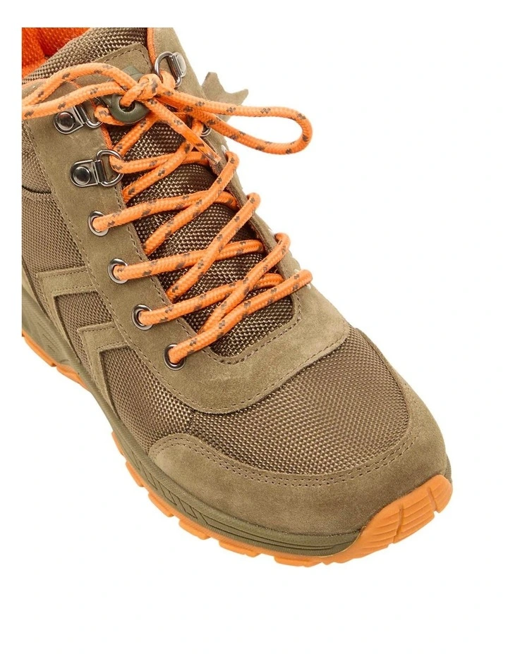Grayson Hiker Boots In Khaki image 4