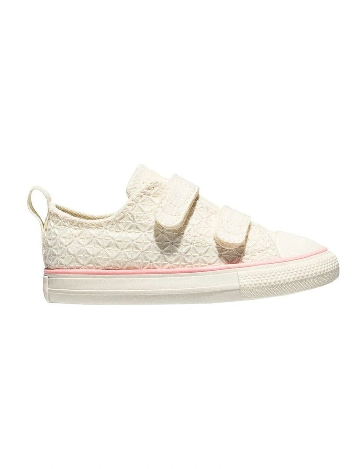 Chuck Taylor All Star 2V Crochet Infant Sneakers In Cream image 1