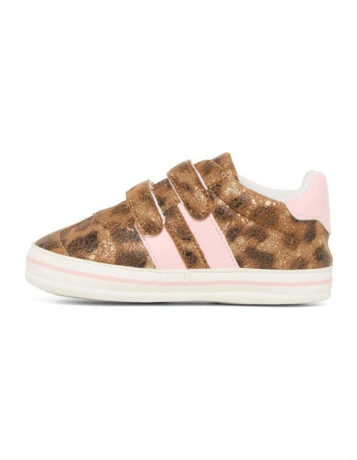 Kegan Sneaker in Leopard/Pink image 2
