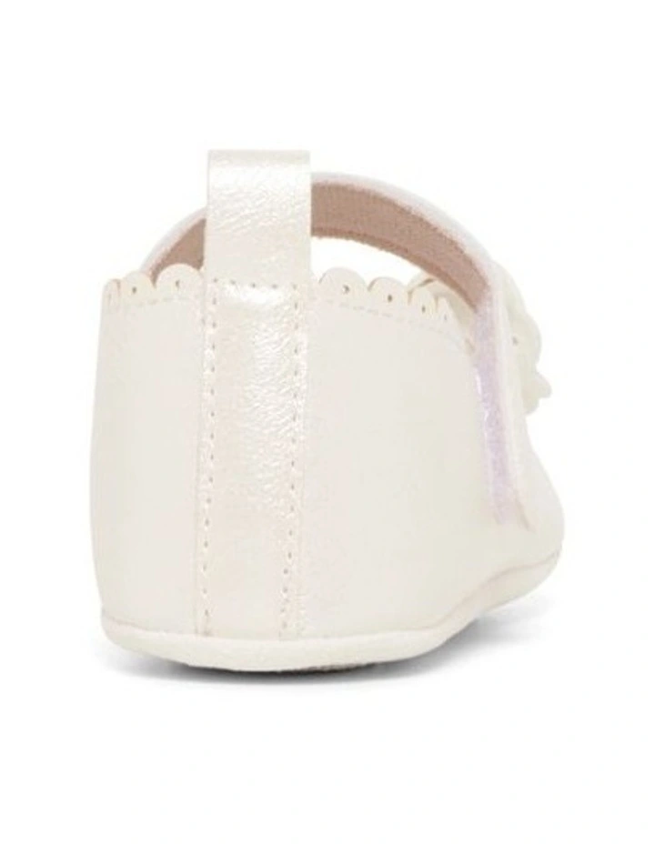 Kylie Mary-Jane Prewalker In White image 3