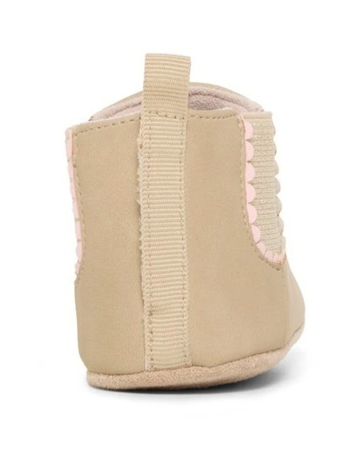 Kinsley Gusset Boot Prewalker In Sand image 3