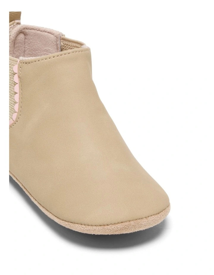 Kinsley Gusset Boot Prewalker In Sand image 4