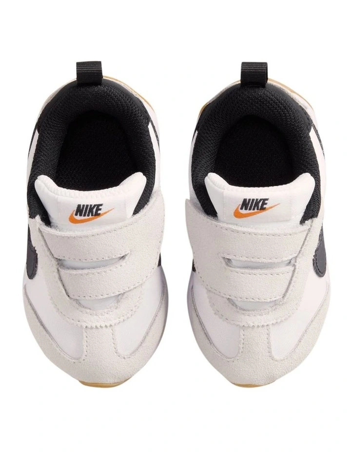 Pacific Infant Sneakers In Blk/White image 3