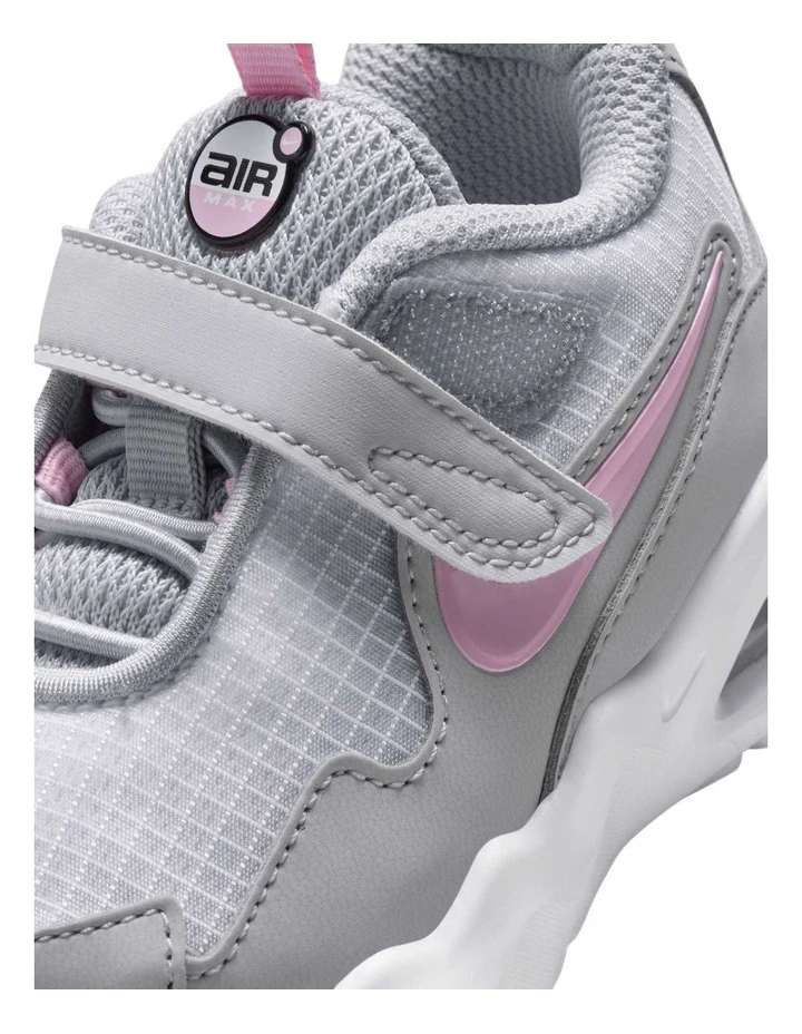 Air Max Nova Infant Sneakers In White image 3