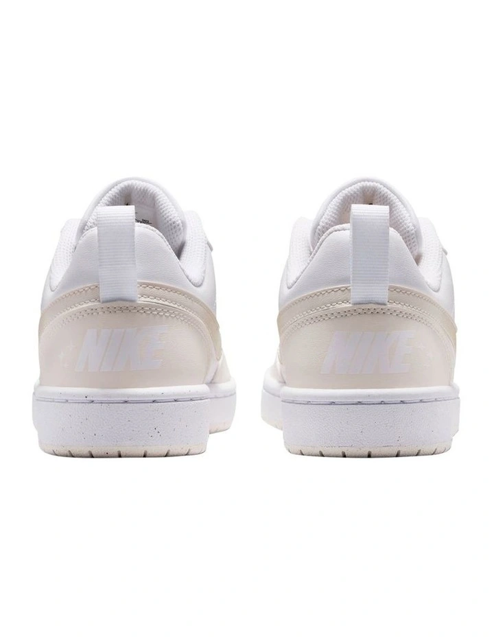Court Borough Low Bball Grade School Sneakers In White image 6