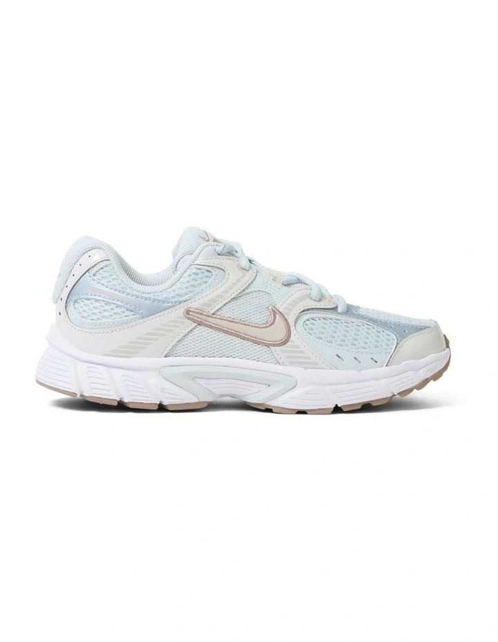 V5 Rnr Grade School Sneakers In Lt Blue image 1