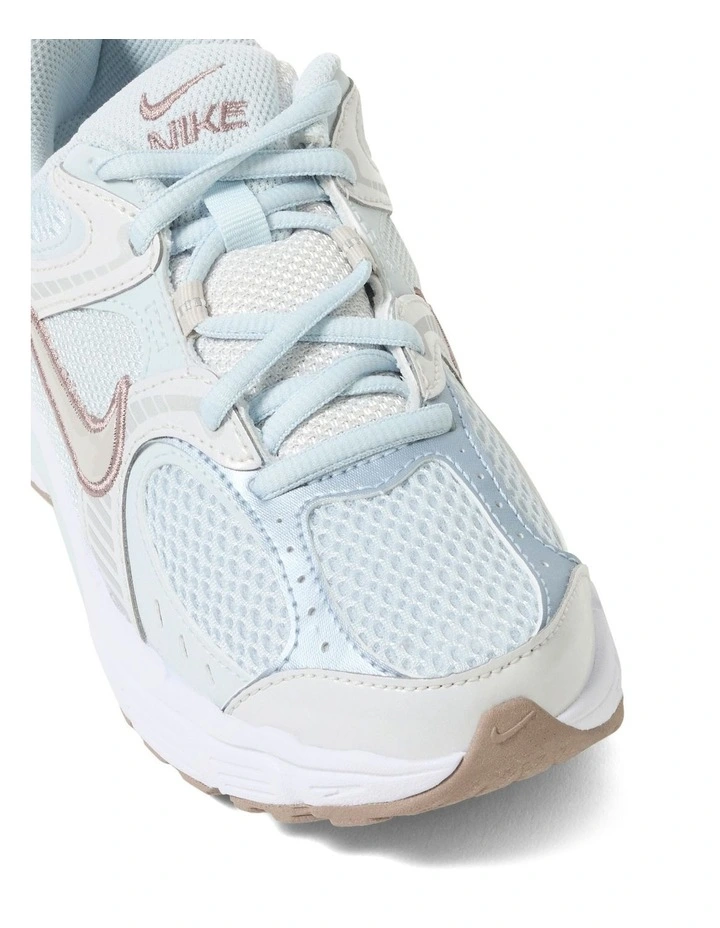 V5 Rnr Grade School Sneakers In Lt Blue image 4