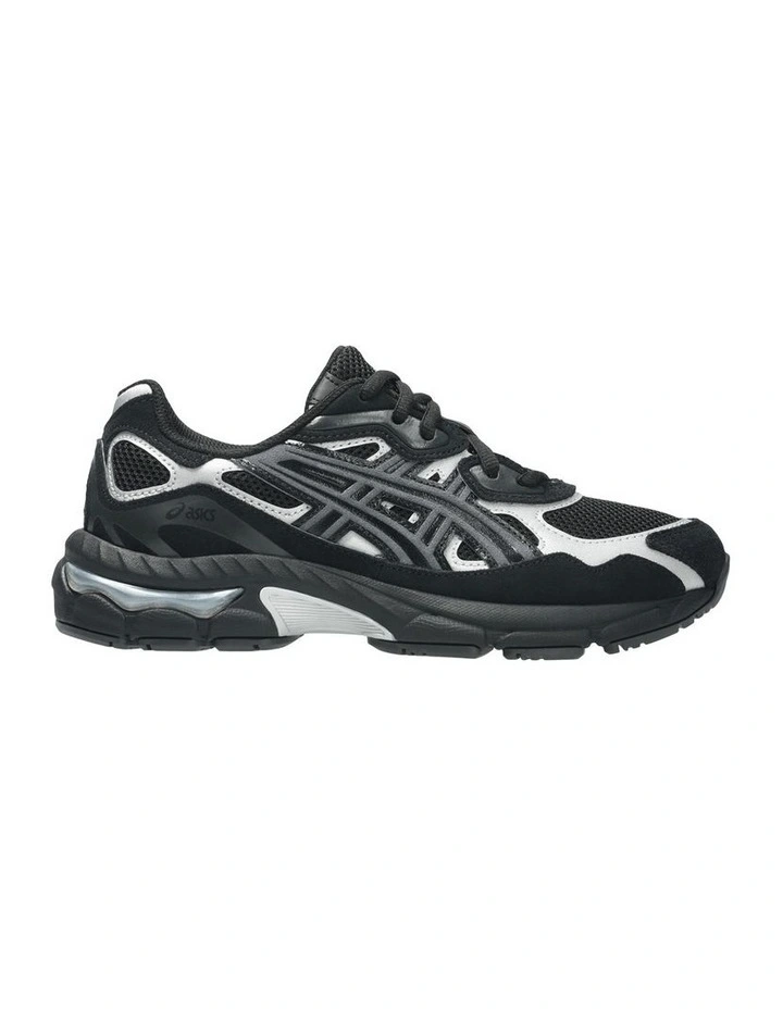 Gel-Nyc Grade School Sneakers in Black image 1
