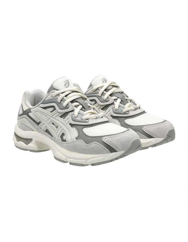 Gel-Nyc Grade School Sneakers In Grey image 4