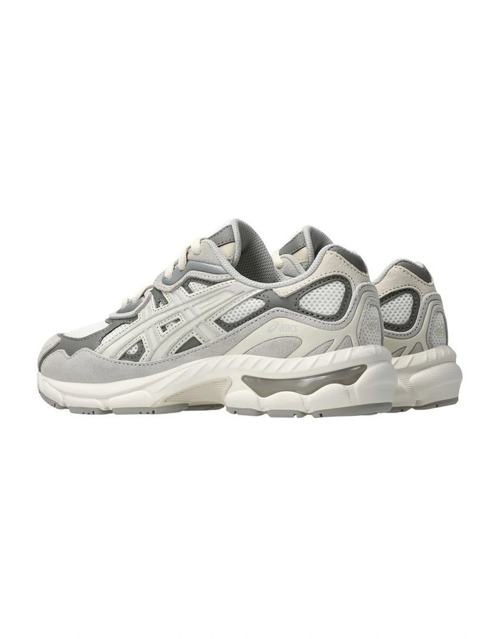 Gel-Nyc Grade School Sneakers In Grey image 5