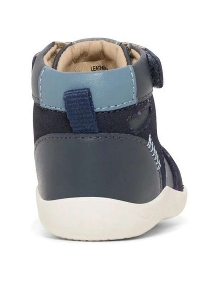 High Jump Ground Boots In Navy image 3