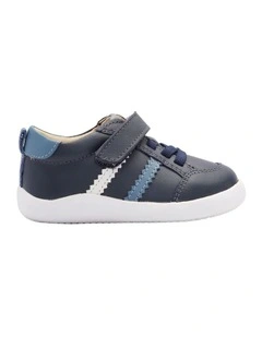 Rangler Ground  Sneakers In Navy