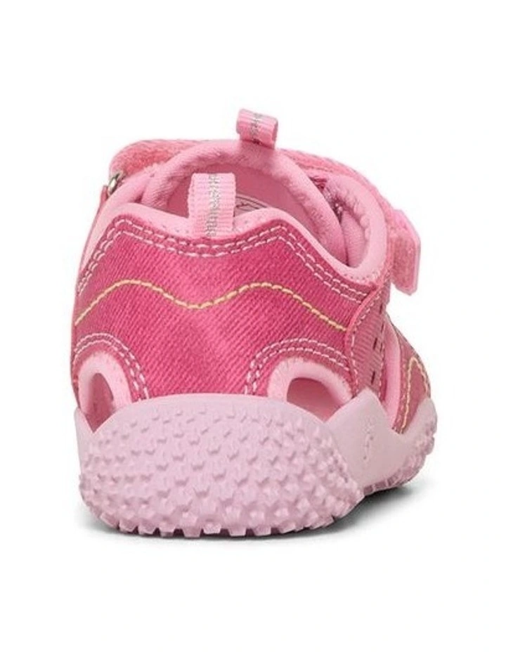 Surf Cage 9858 Youth Sandals in Baby Pink image 3