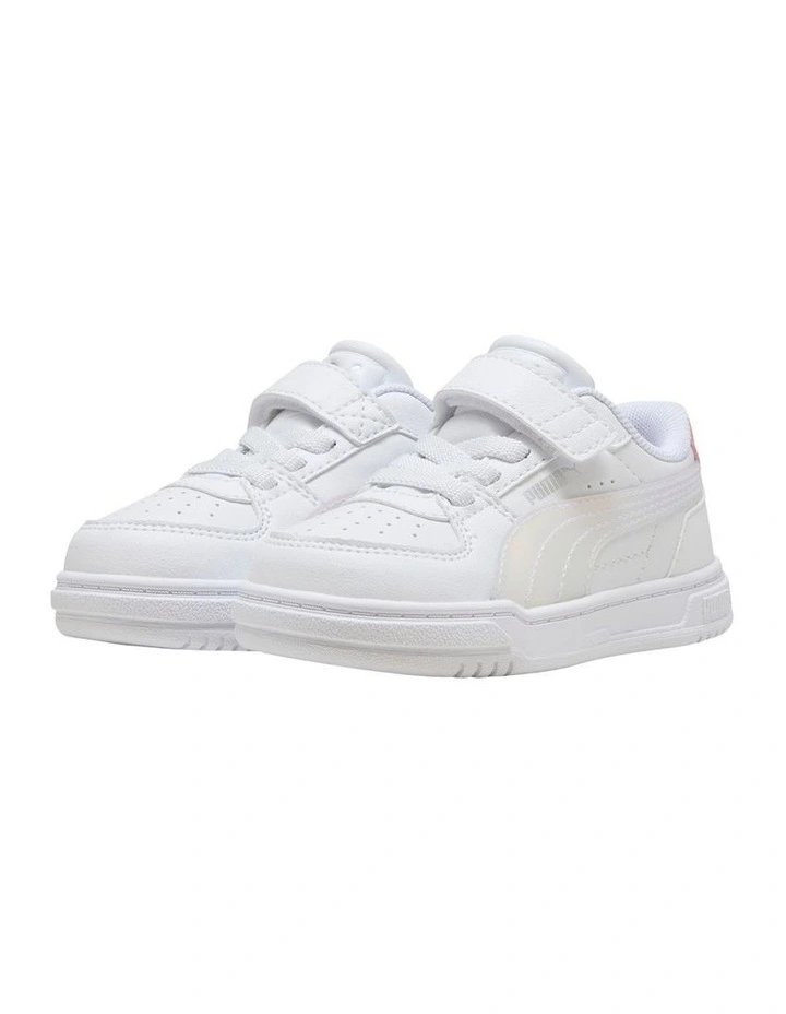 Caven Iii Holo Self-Fastening Infant Sneakers 2.0 in White image 5