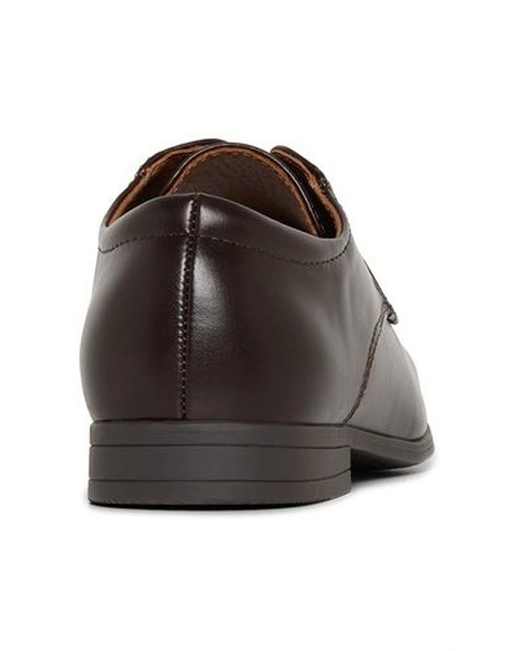 Marco Shoes In Dark Brown image 3