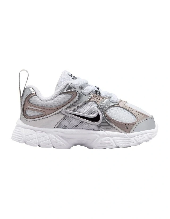 V5 Rnr Infant Sneakers In White image 1