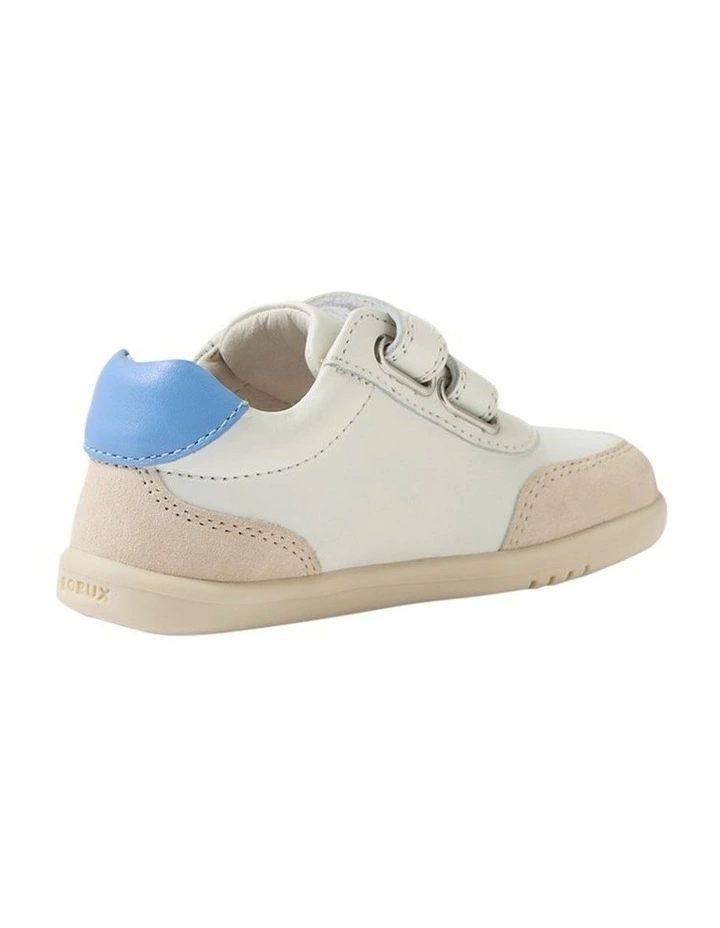 Iwalk Champ Shoes In White image 3