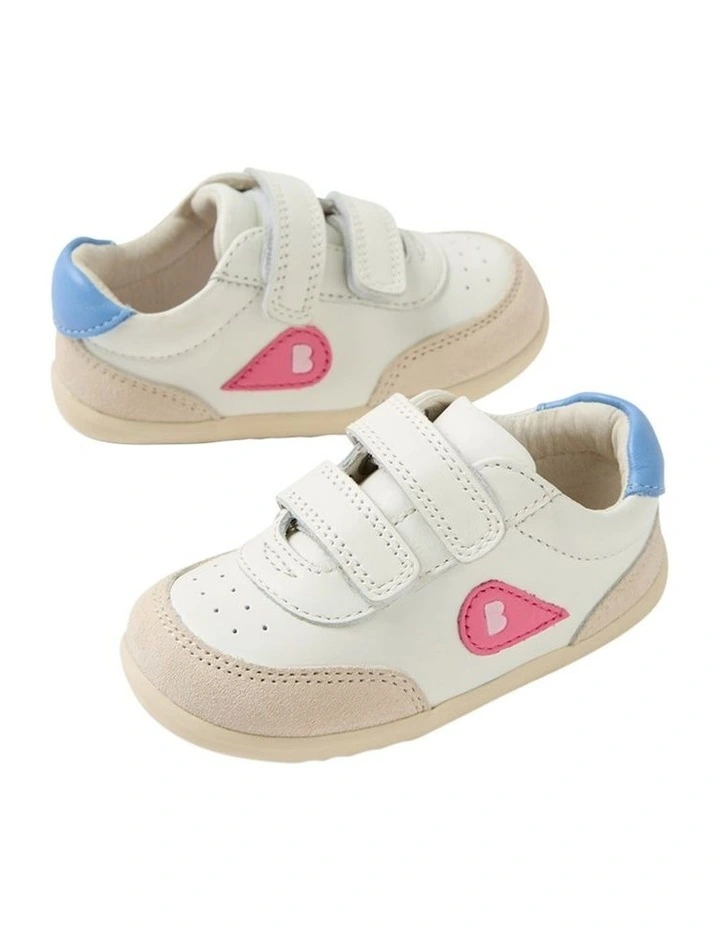 Step Up Champ Shoes In White image 4
