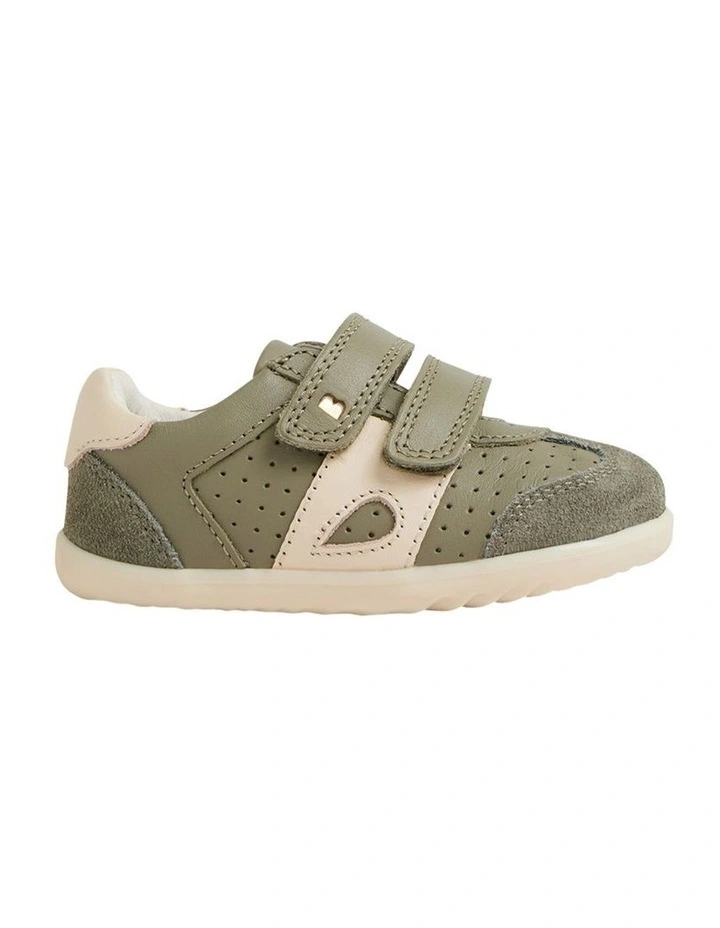 Step Up Titan Shoes In Olive image 1