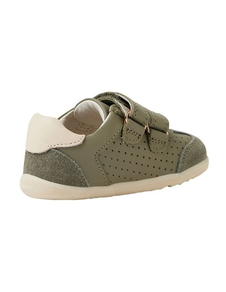 Step Up Titan Shoes In Olive image 2