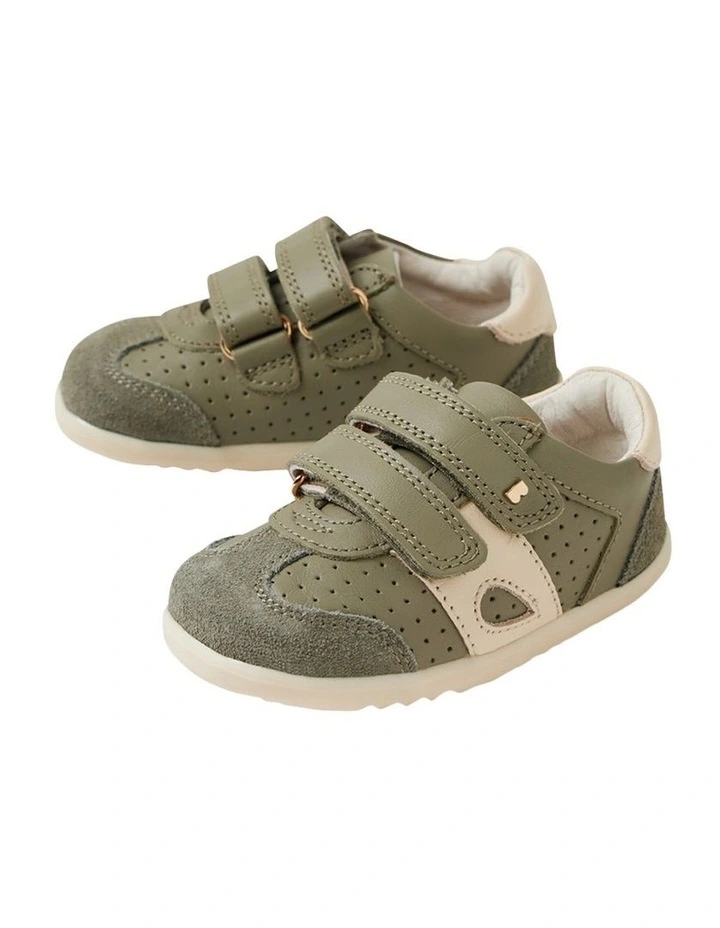 Step Up Titan Shoes In Olive image 3