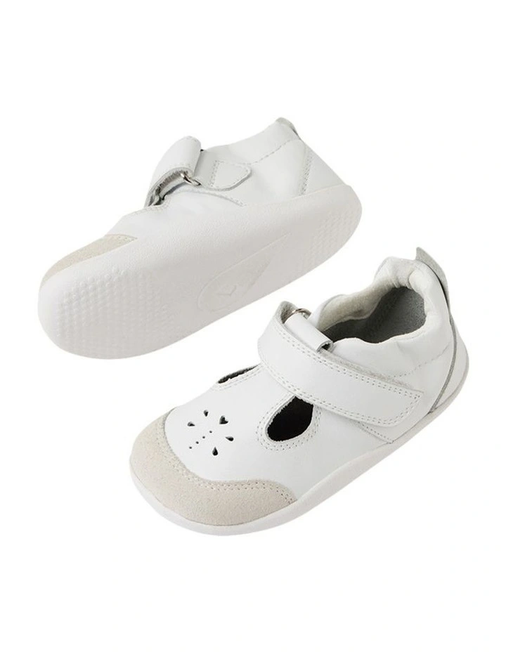 Xplorer Rue Prewalker In White image 4