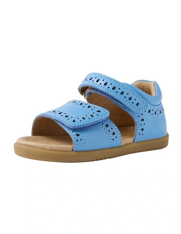 Iwalk Logan Sandals In image 5