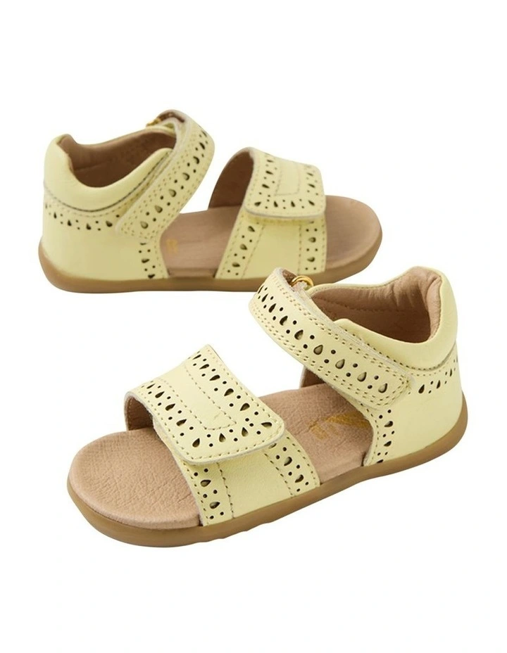 Step Up Logan Sandals In Yellow image 5