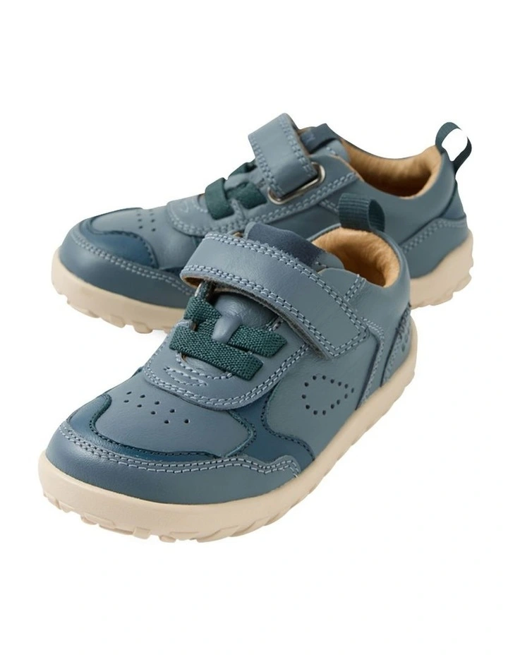 Step Up Neo Shoes In Grey image 3