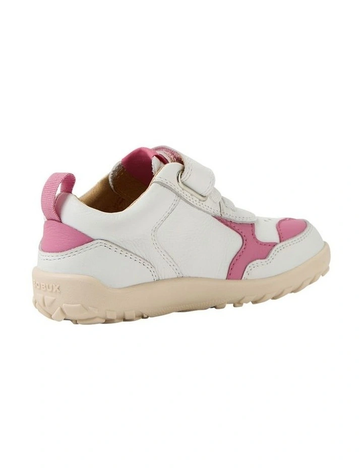 Step Up Neo Shoes In White image 2