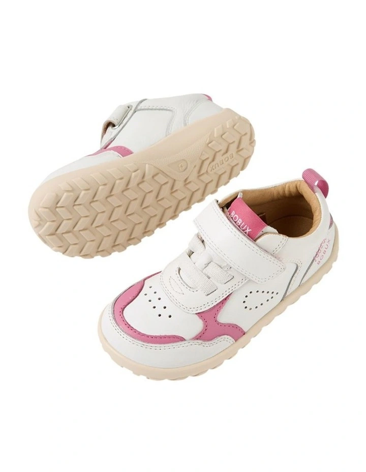 Step Up Neo Shoes In White image 3